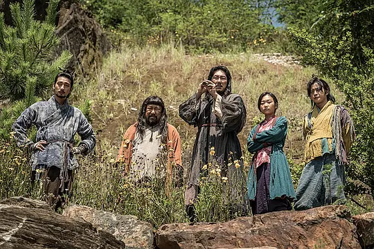 喜剧电影《戏子们:传闻操纵团》解说文案/片源下载