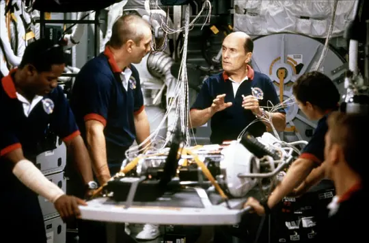 科幻电影《天地大冲撞》解说文案/片源下载