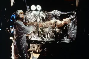 科幻电影《十二猴子》解说文案/片源下载