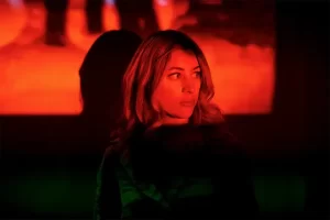 恐怖电影《黑夜吞噬世界》解说文案/片源下载