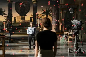 剧情电影《梦工厂》解说文案/片源下载