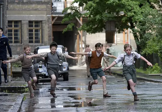 战争电影《穿条纹睡衣的男孩》解说文案/片源下载