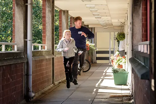 剧情电影《对不起,我们错过了你》解说文案/片源下载