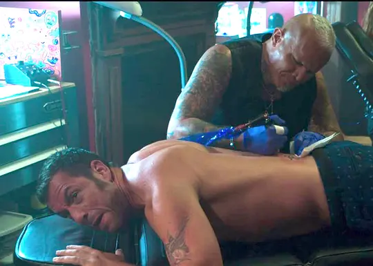 喜剧电影《假死新人生》解说文案/片源下载