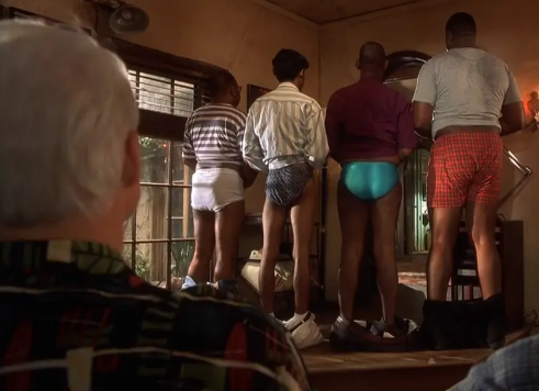 喜剧电影《包芬格计划》解说文案/片源下载