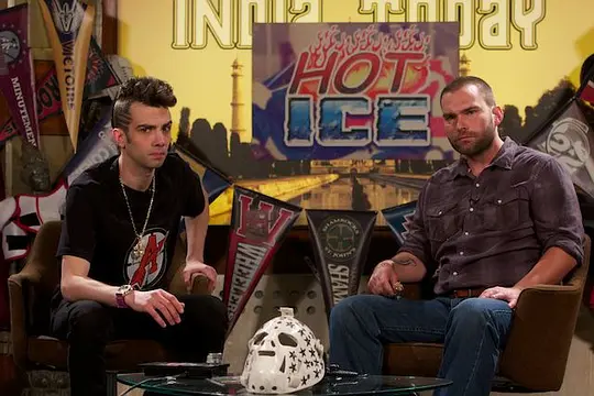 喜剧电影《冰球坏小子》解说文案/片源下载