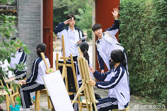 电视剧《初恋那件小事》36集电视剧解说文案/片源下载（完结）