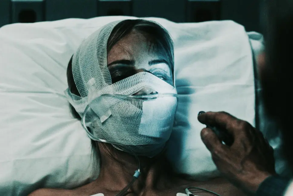 恐怖电影《狂犬病》解说文案/片源下载