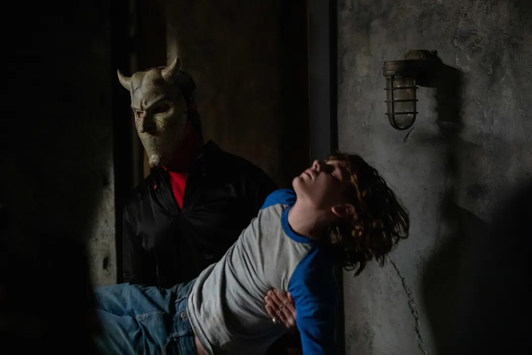 恐怖电影《黑色电话》解说文案/片源下载