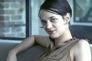 剧情电影《登机门》解说文案/片源下载