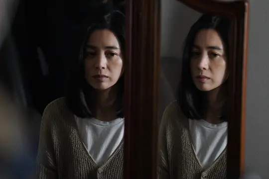 悬疑电影《扭曲的家》解说文案/片源下载