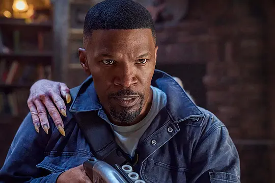 科幻电影《日班猎人》解说文案/片源下载