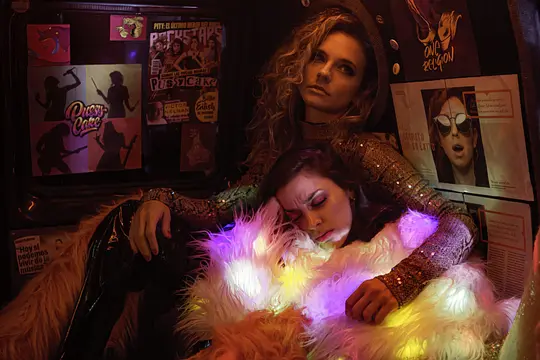 恐怖电影《血腥巡演》解说文案/片源下载