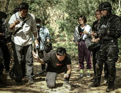 动作电影《排爆手》解说文案/片源下载