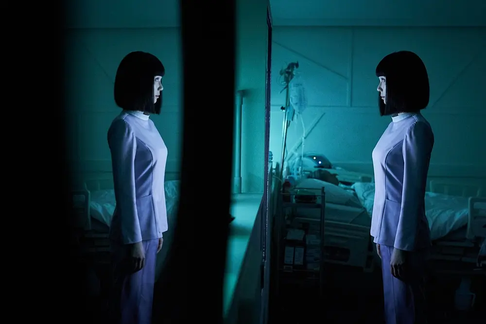 科幻电影《看护中》解说文案/片源下载