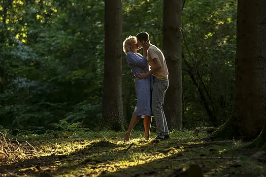 剧情电影《红心女王》解说文案/片源下载