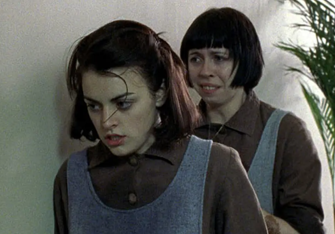 剧情电影《玛德莲堕落少女》解说文案/片源下载