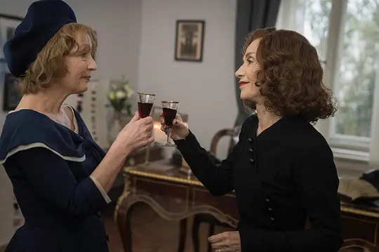 喜剧电影《哈里斯夫人闯巴黎》解说文案/片源下载