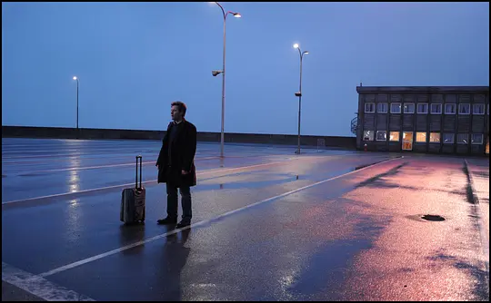 悬疑电影《影子写手》解说文案/片源下载