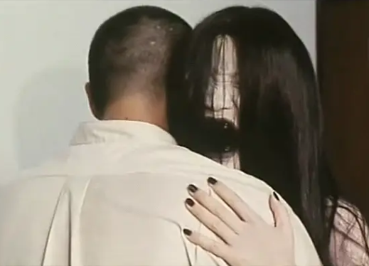 恐怖电影《山村老尸》解说文案/片源下载