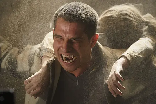 动作电影《少狼：大电影》解说文案/片源下载