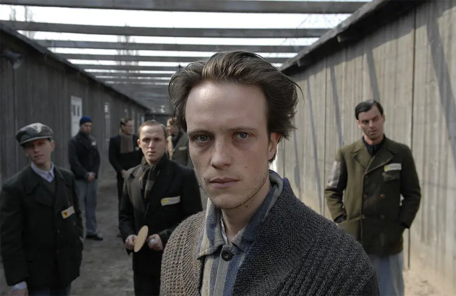 战争电影《伯纳德行动》解说文案/片源下载