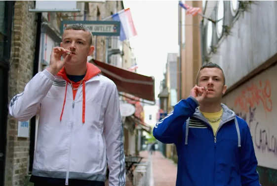 喜剧电影《年少轻狂》解说文案/片源下载