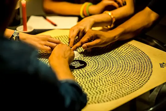 惊悚电影《碟仙碟仙》解说文案/片源下载