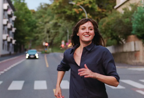 喜剧电影《世界上最糟糕的人》解说文案/片源下载