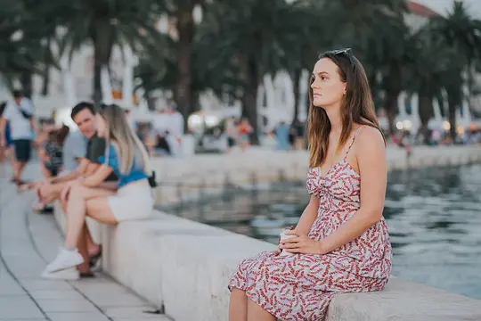 惊悚电影《血光假期》解说文案/片源下载