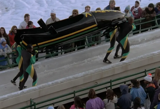 喜剧电影《冰上轻驰》解说文案/片源下载