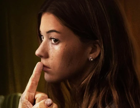 犯罪电影《逃跑的女孩：卡拉·罗宾逊的故事》解说文案/片源下载