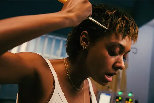 恐怖电影《回应我》解说文案/片源下载