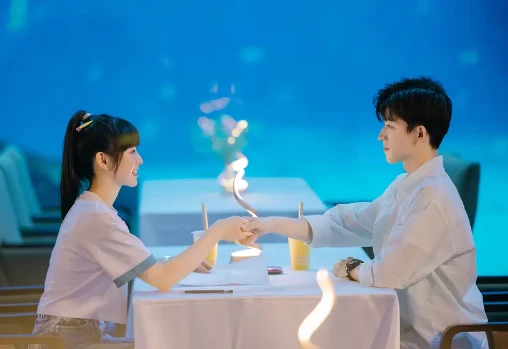 电视剧《初次爱你》24集电视剧解说文案/片源下载（完结）