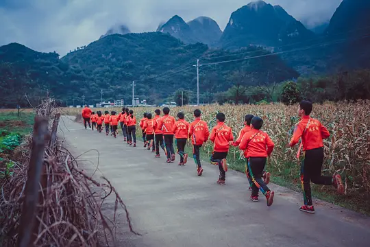 励志电影《点点星光》解说文案/片源下载