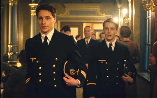 剧情电影《护照伪造者》解说文案/片源下载