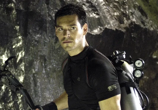 动作电影《魔窟》解说文案/片源下载