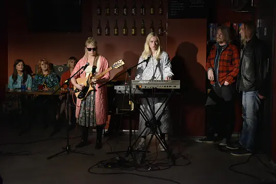 喜剧电影《枯叶》解说文案/片源下载