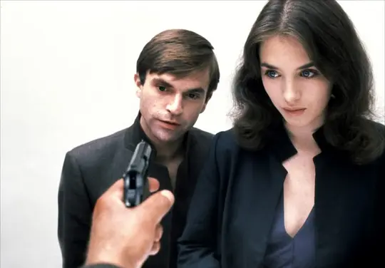 恐怖电影《着魔》解说文案/片源下载