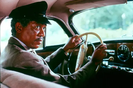 喜剧电影《为黛西小姐开车》解说文案/片源下载